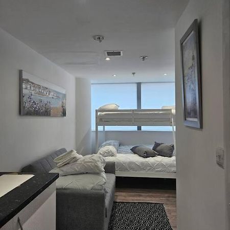 Small Studio For Group Of 5 In Delta Croydon Dpf3 외부 사진