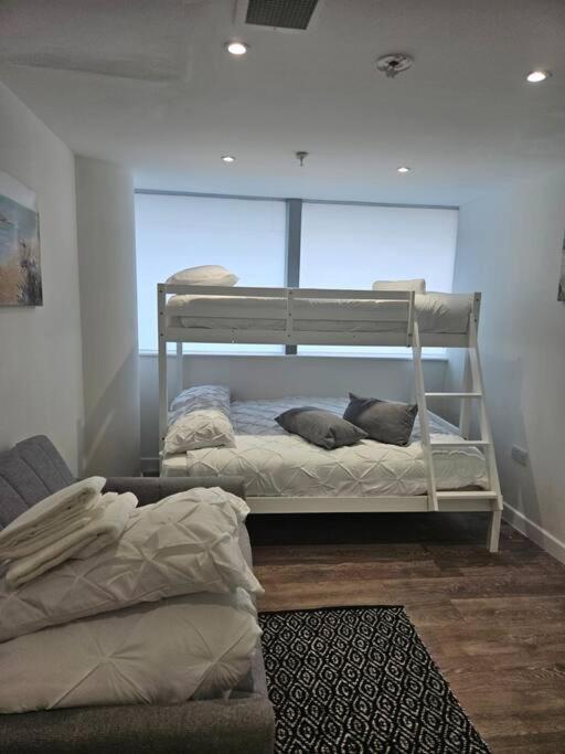 Small Studio For Group Of 5 In Delta Croydon Dpf3 외부 사진