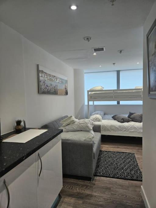 Small Studio For Group Of 5 In Delta Croydon Dpf3 외부 사진